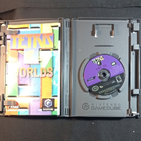 Nintendo GameCube Tetris Worlds - Vibrant Puzzle Challenge - Picture 2 of 3